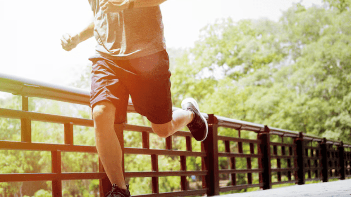 जहानाबाद में सेना भर्ती की तैयारी कर रहे युवकों को वाहन ने कुचला, दो गंभीर रूप से घायल