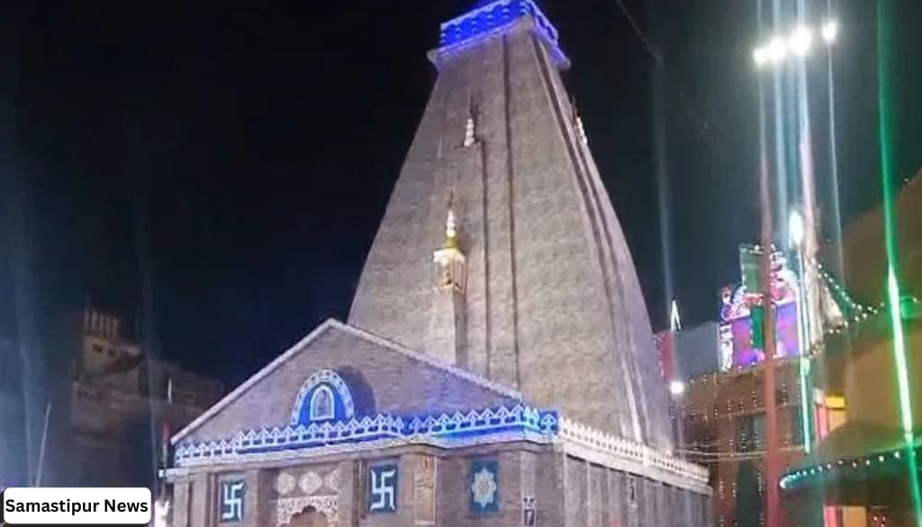 नवरात्रि 2024: बखरी का दुर्गा मंदिर, मुस्लिम कलाकार बढ़ा रहे दुर्गा पंडाल की भव्यता