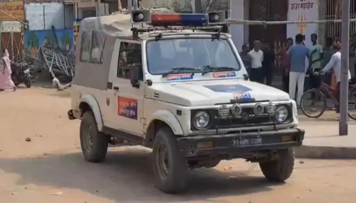 मुजफ्फरपुर में बवाल: दो पक्षों के बीच झड़प के बाद पुलिस ने किया ऐसा एक्शन