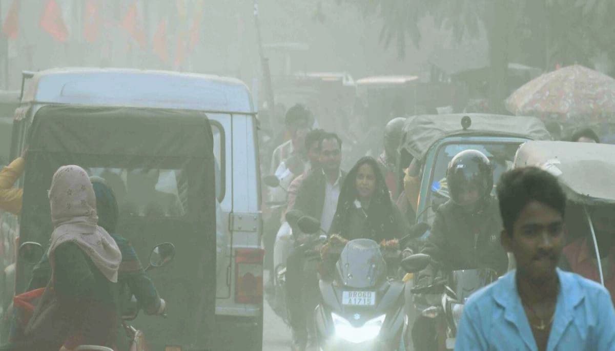 मुजफ्फरपुर में सांस लेना भी मुश्किल! प्रदूषण के अलर्ट जोन में पहुंचते ही बिगड़े हालात