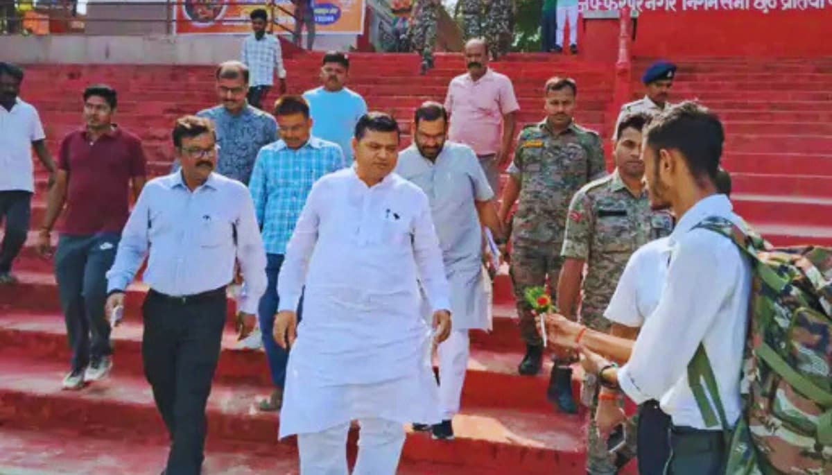 छठ महापर्व के शुभ अवसर पर केन्द्रीय जल शक्ति मंत्री ने किया घाटों का निरक्षण मुजफ्फरपुर मे तयारी के लिए दिया निर्देश