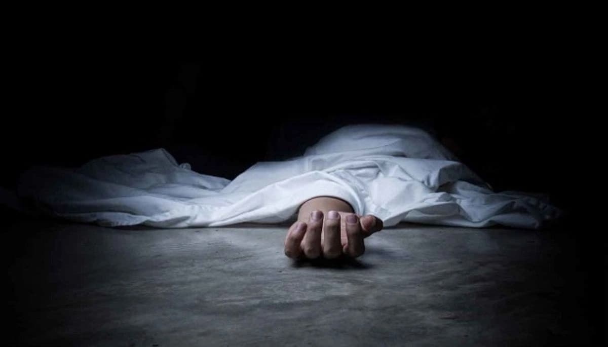 शादी की खुशियों में मातम: बेतिया में बहन की शादी से एक दिन पहले भाई की चाकू मारकर हत्या