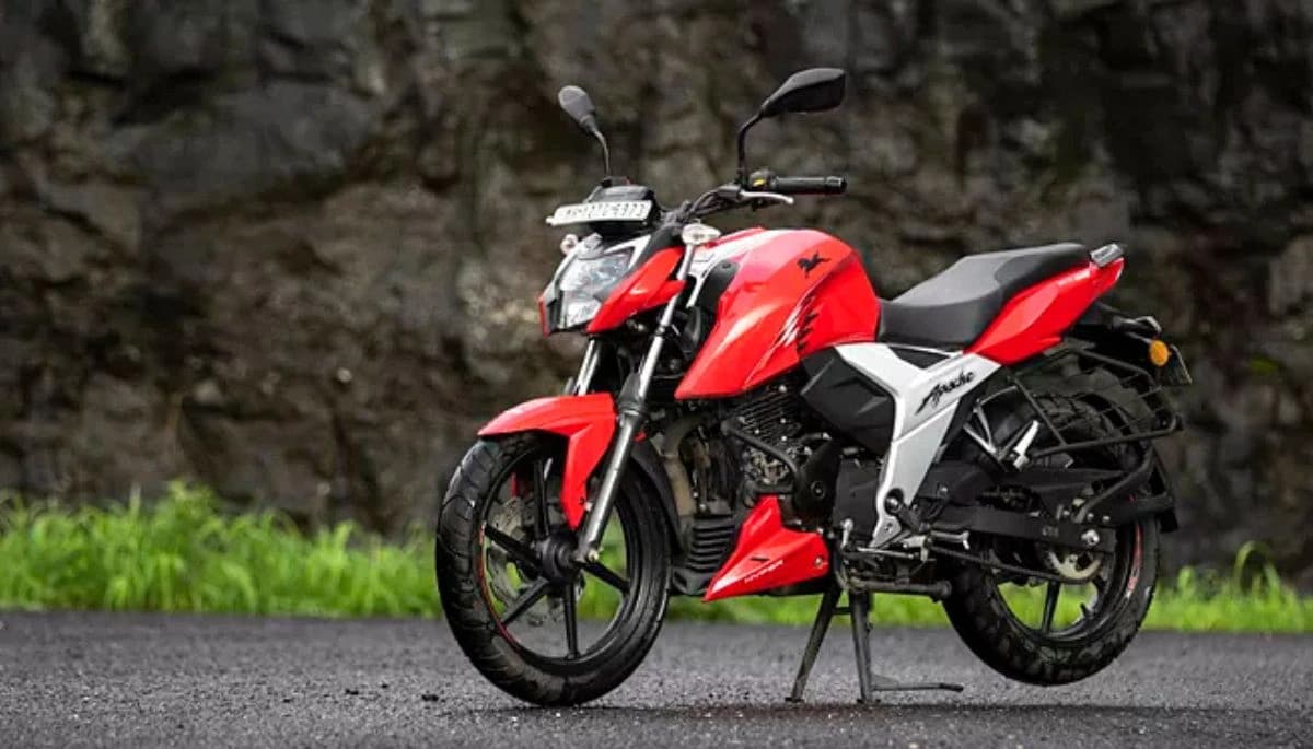 एडवांस फीचर्स और लेटेस्ट टेक्नोलॉजी के साथ तहलका मचाने आया TVS Apache RTR 160