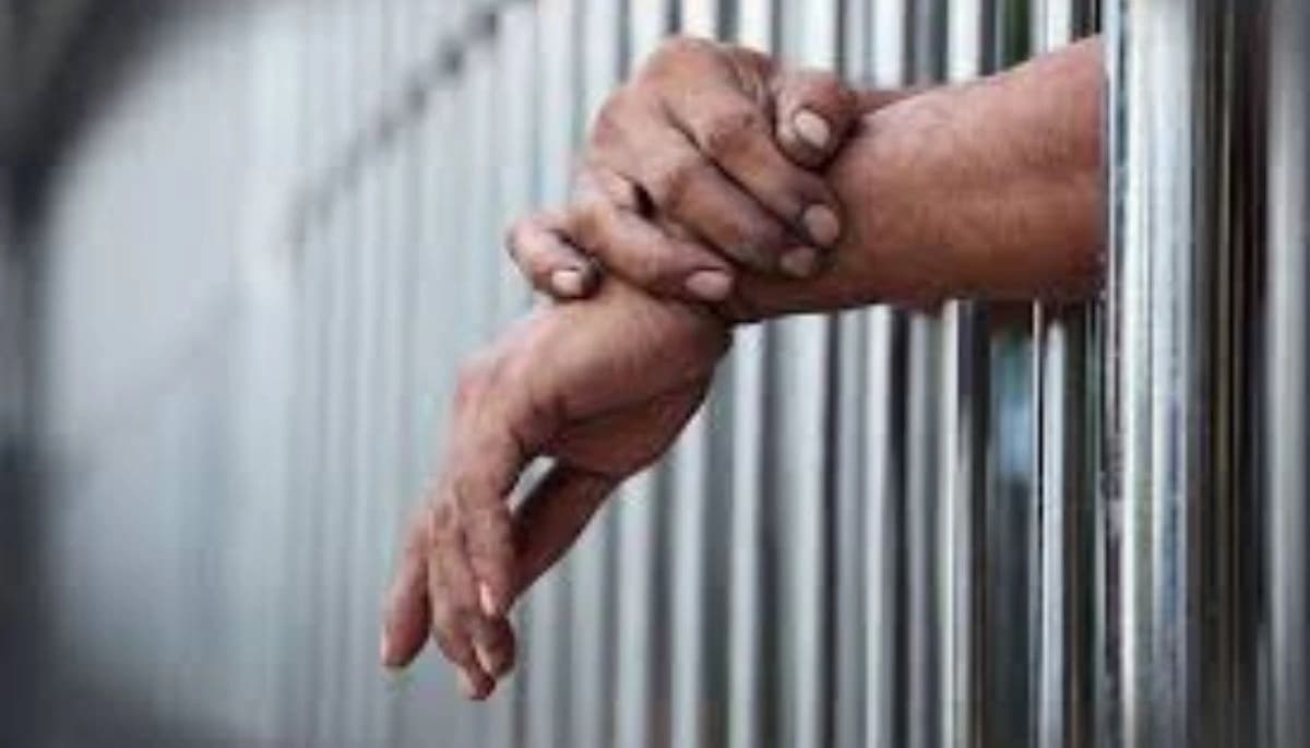 Bihar Crime News: टॉप-10 अपराधी दिनेश कुशवाहा गिरफ्तार, जेल भेजा गया