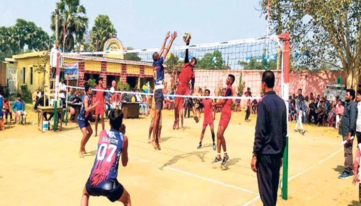 पूर्वी चंपारण: 6 से 8 दिसंबर तक होगा जिला स्तरीय वॉलीबॉल टूर्नामेंट, एक दिसंबर तक जमा करना होगा एंट्री फॉर्म