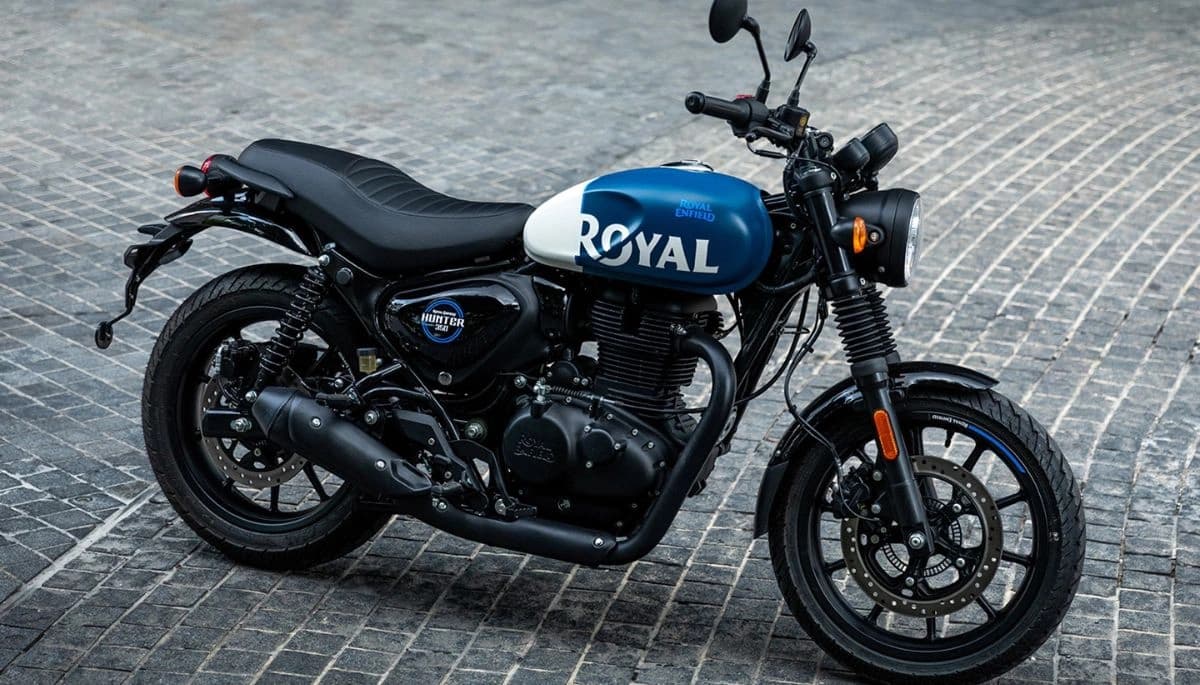 Royal Enfield Hunter 350: सिर्फ ₹27,000 की डाउनपेमेंट कर क्रूजर को अपने घर ले आए