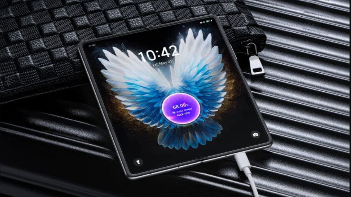जल्द लॉन्च होगी Tecno Phantom VFold 2 और Phantom V Flip 2 , अमेजॉन पर होगी बिक्री शुरू 