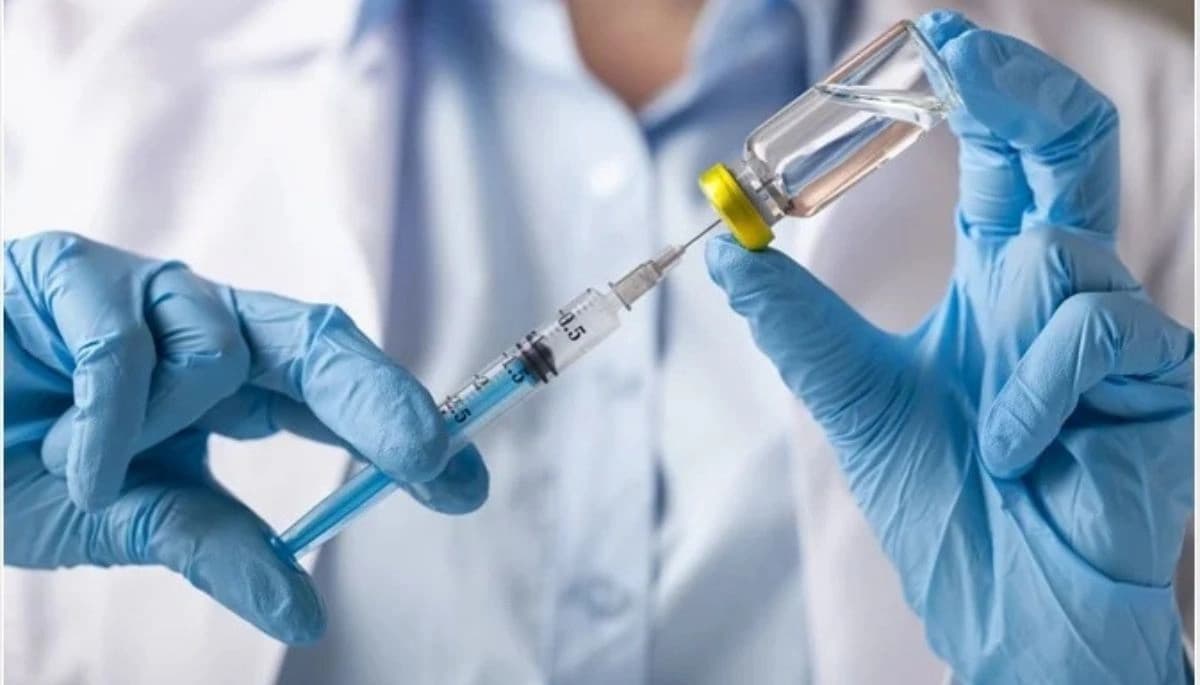 Cancer Vaccines Russia: बन गई कैंसर के इलाज की वैक्सीन! रूस ने किया कमाल का दावा, जानिए कब होगी लॉन्च?