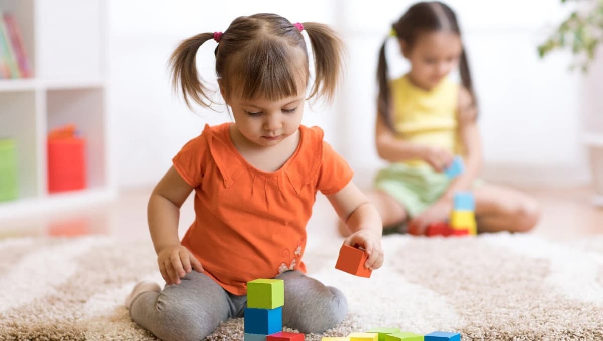 क्या Three year old child बोल नहीं पा रहा जानिए क्या है इसके पीछे की वजह और कितनी है चिंता की बात