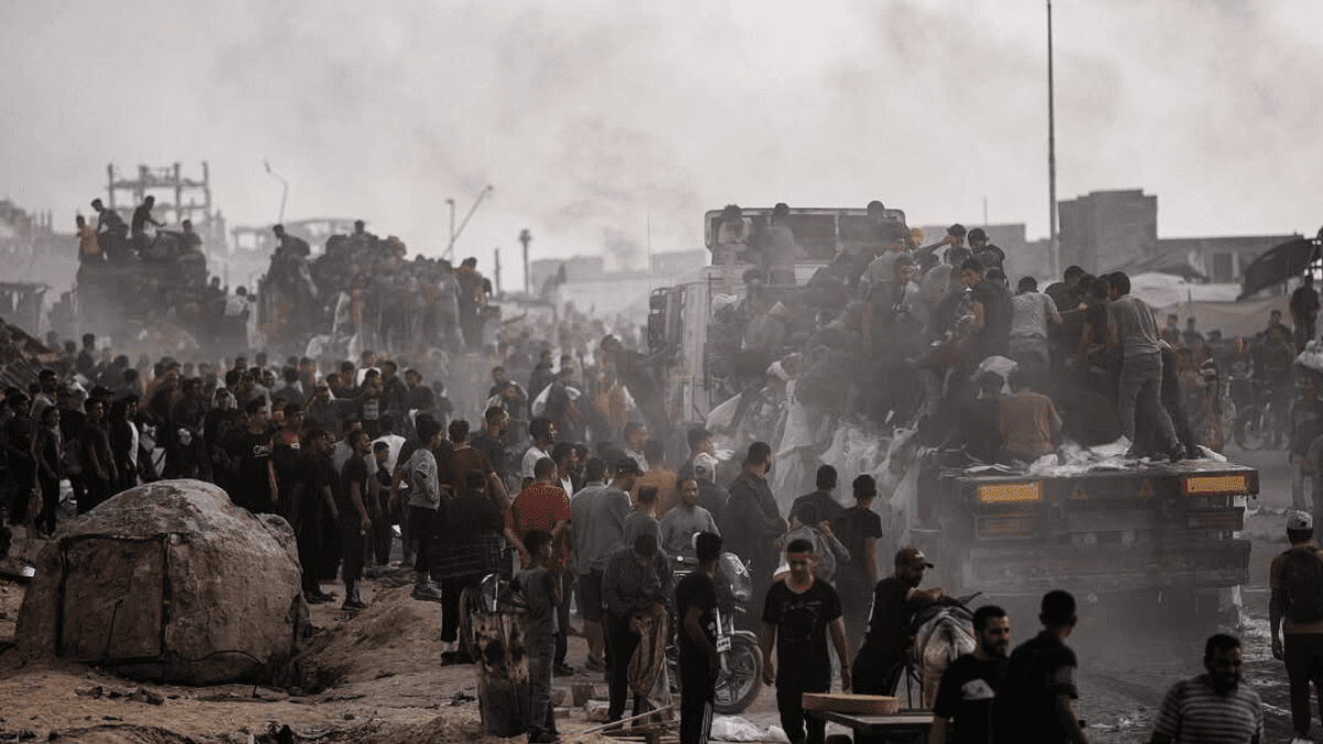 Gaza War Israeli Airstrike Deaths: इस्राइली हमलों में 53 की मौत