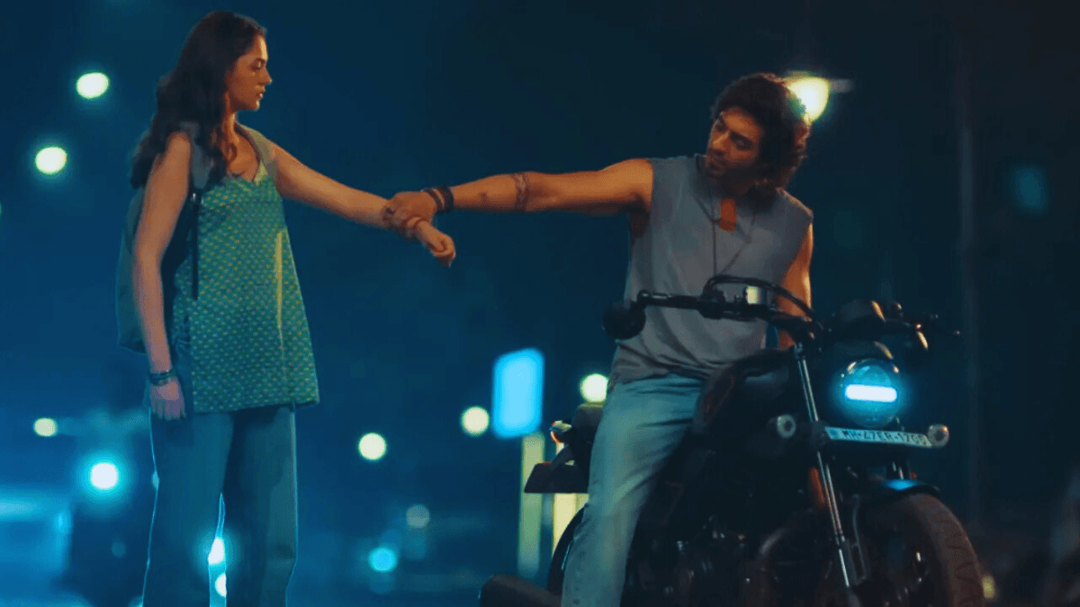 Saiyaara Full Movie Leaked Download Link news with Ahaan Panday and Aneet Padda from Mohit Suri’s romantic drama film Saiyaara