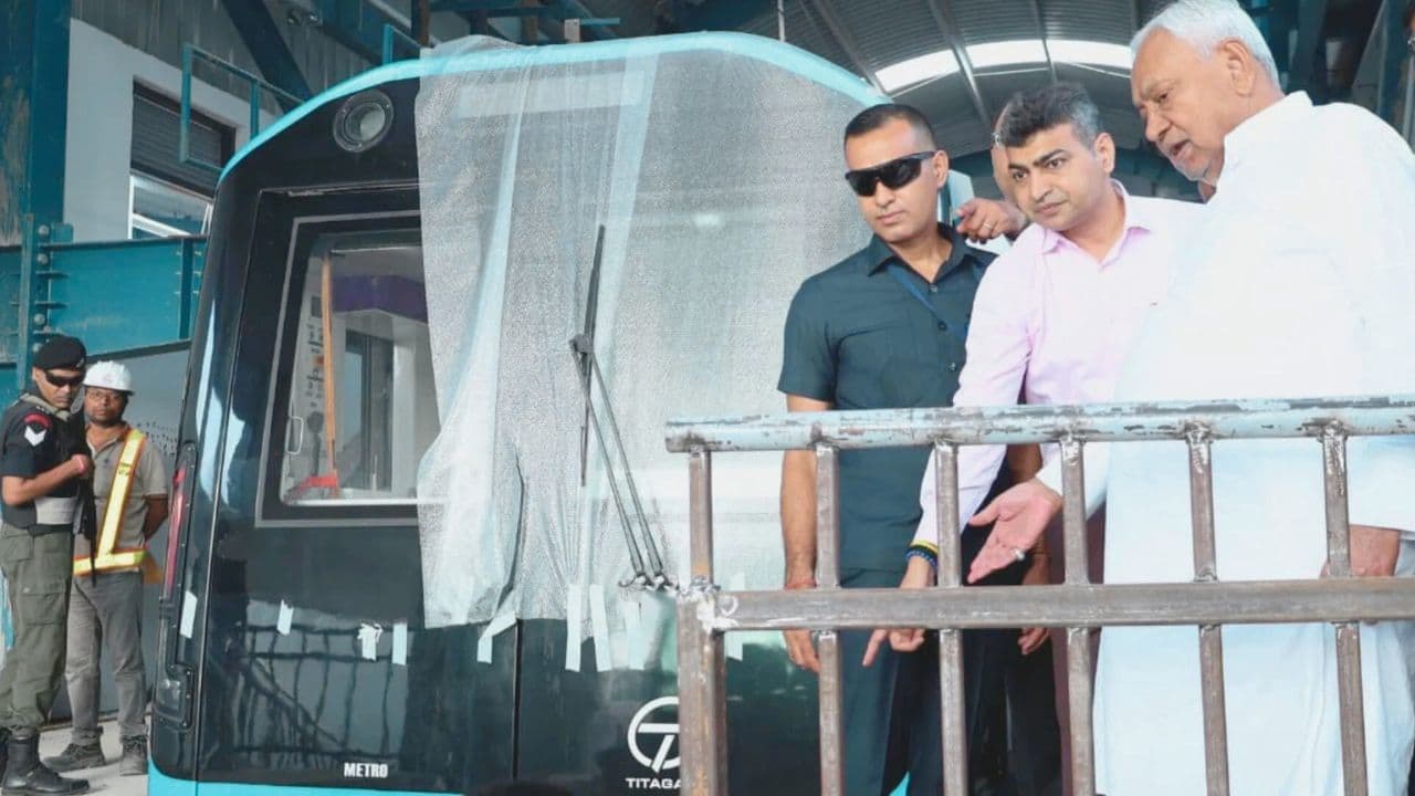 Smart Mobility in Patna Metro: पटना मेट्रो प्रोजेक्ट का निरीक्षण, मुख्यमंत्री ने दिए तेजी लाने के निर्देश