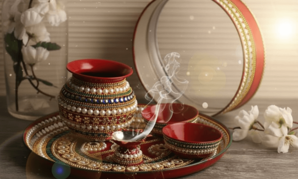 Karwa Chauth 2025 Exact Date: करवा चौथ व्रत की सही तिथि, शुभ मुहूर्त और पूजा विधि