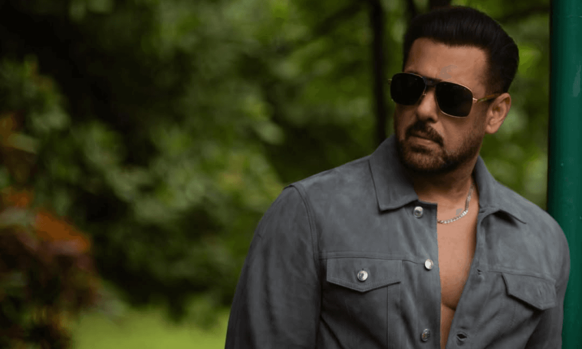 Hurun Rich India List 2025 में शाहरुख खान सबसे अमीर एक्टर, जूही चावला और सलमान खान की नेट वर्थ डिटेल्स