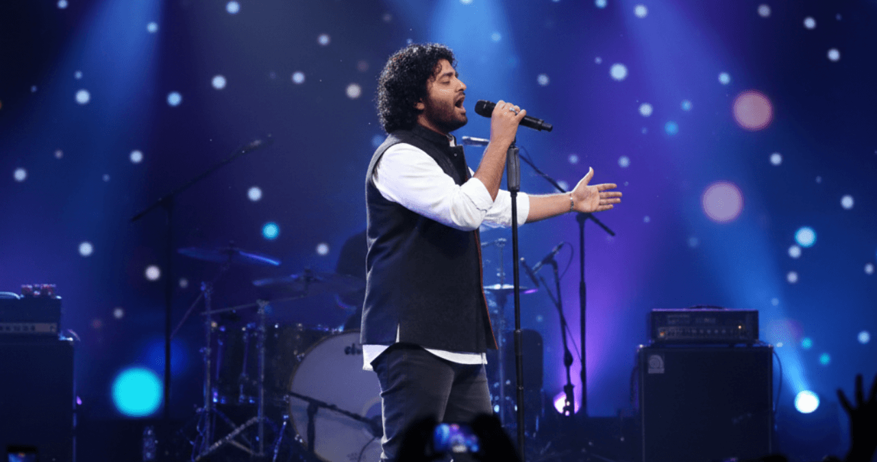Arijit Singh Shocked Fans! प्लेबैक सिंगिंग छोड़ने का ऐलान, वजह जानकर रह जाएंगे हैरान