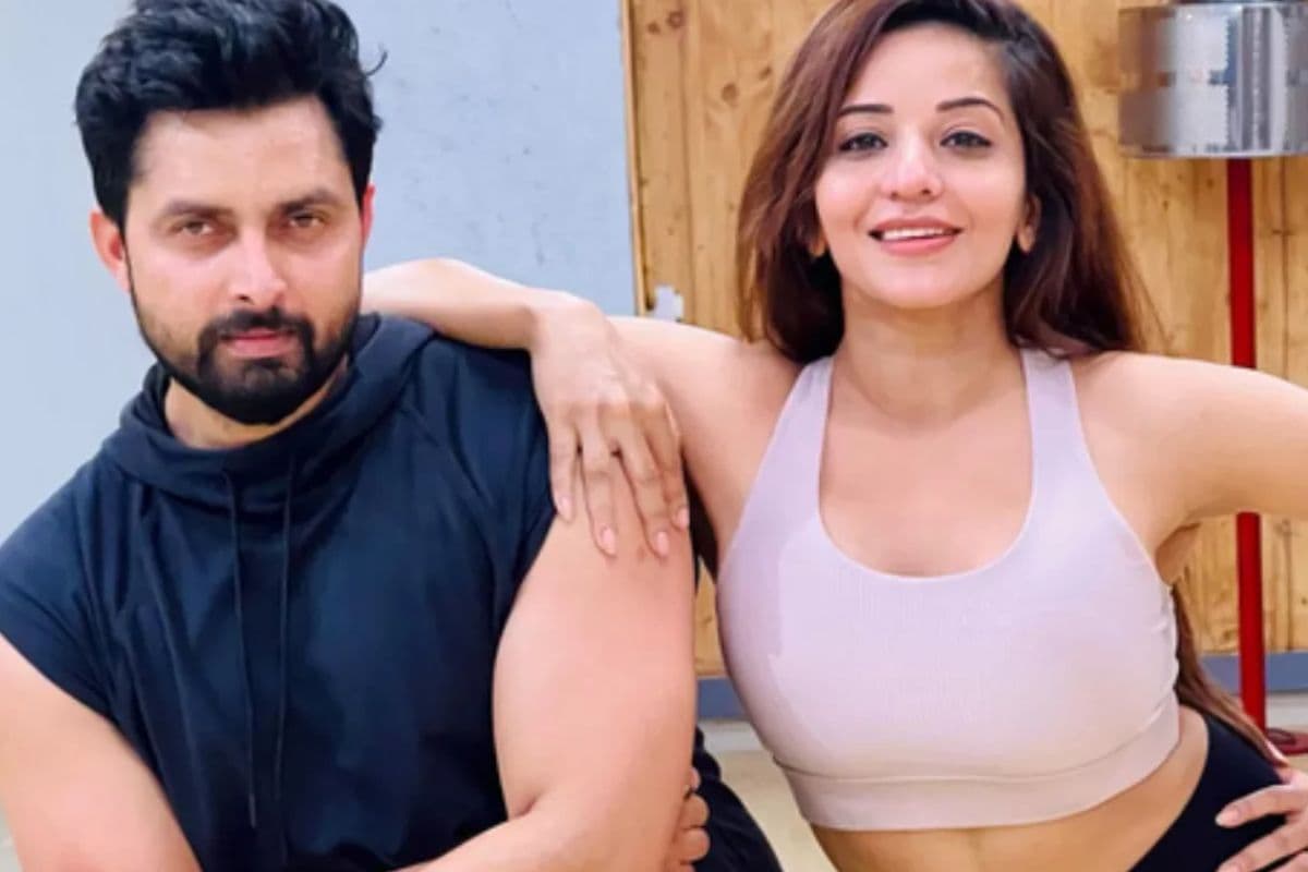 पति संग तलाक की खबरों पर मोनालिसा का जवाब, कहा- डिवोर्स दरवाजे पर नहीं