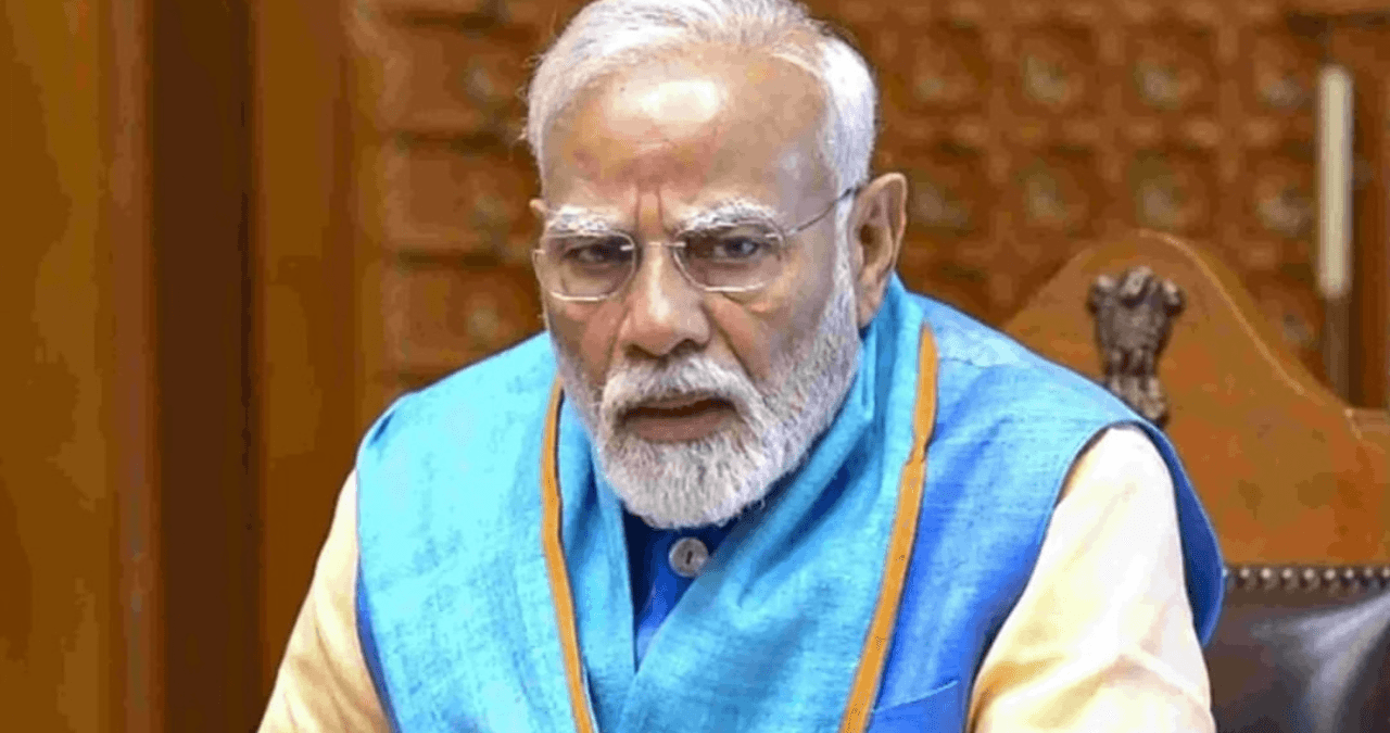 PM Modi: 11 साल में पहली बार मोदी सरकार को झटका! लोकसभा में अटका महिला आरक्षण बिल