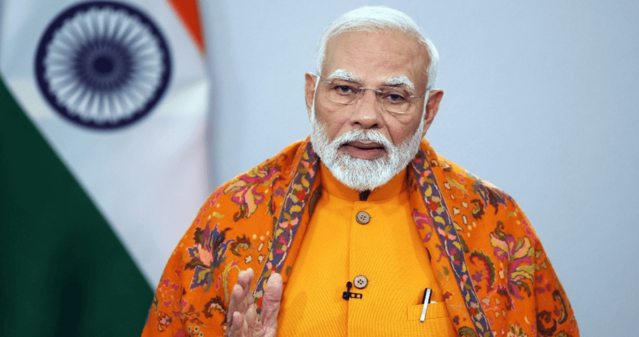 PM Modi News: विदेश यात्रा टैक्स की खबरों पर पीएम मोदी का बड़ा जवाब, अफवाहों पर लगाया विराम