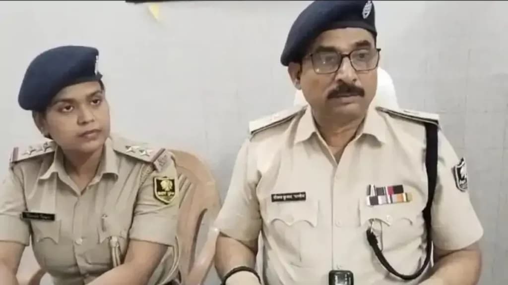 Samastipur News: समस्तीपुर पुलिस ने पकड़ा 2 बदमाशों को: दो दिनों के अंदर पुलिस ने किया चोरों का खुलासा, गहने भी बरामद किए गया