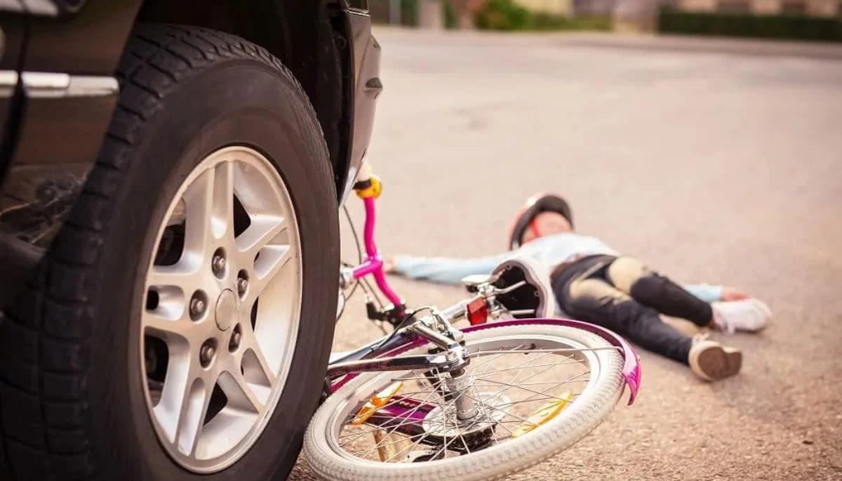 Bihar News: CO की गाड़ी की टक्कर से मासूम बच्चा गंभीर रूप से घायल, गुस्साए ग्रामीणों ने किया हंगामा