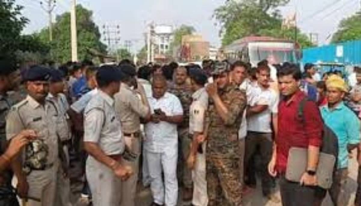 बिहार में अपराधियों और पुलिस के बीच मुठभेड़, पटना में गूंजीं गोलियां