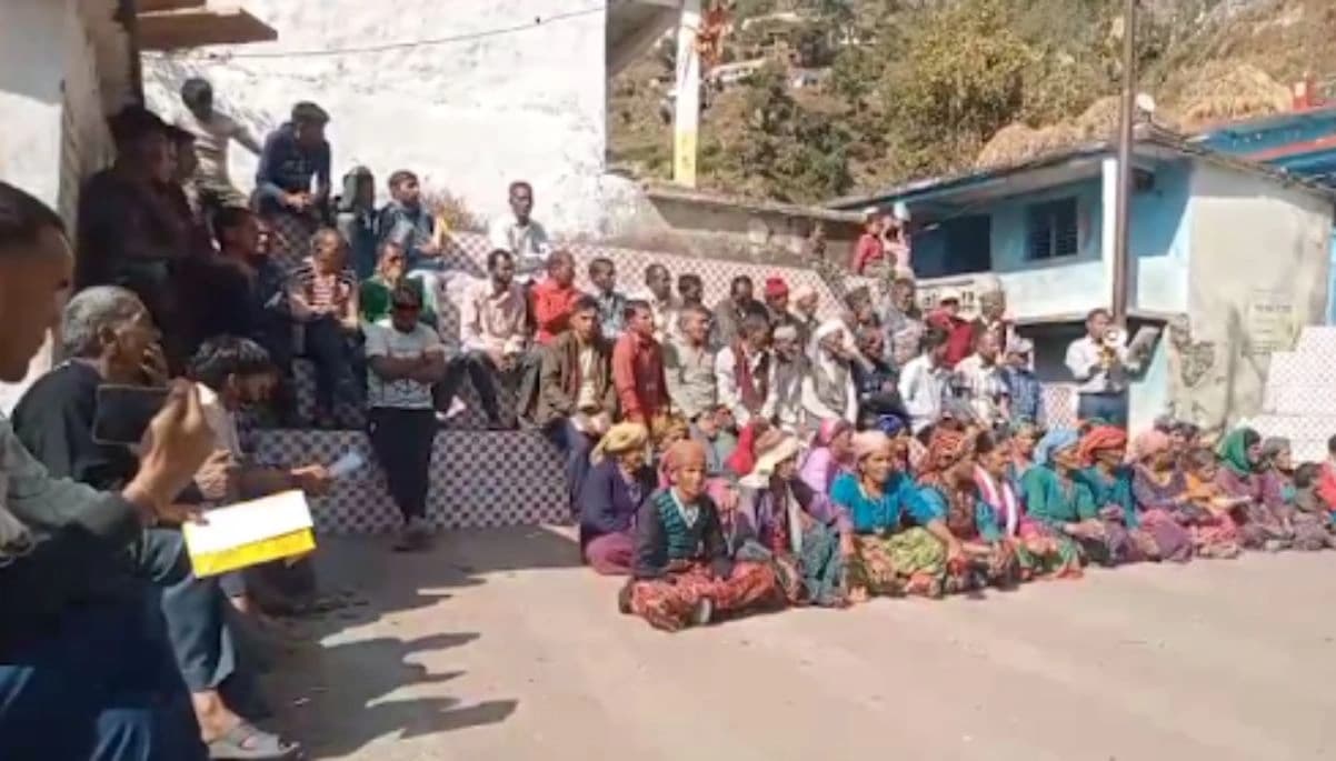 जहानाबाद: ग्रामीणों ने शराब बनाने वालों का सामाजिक बहिष्कार किया, युवाओं को बचाने की पहल