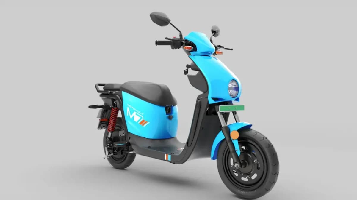 Motovolt M7 Electric Scooter: Motovolt M7 इलेक्ट्रिक स्कूटर का नया मॉडल जिसमें डिजिटल फीचर्स, लंबी बैटरी रेंज और स्टाइलिश लुक दिखाया गया है