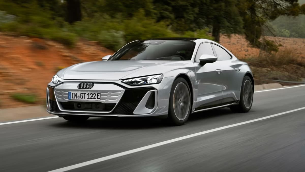 Audi e-tron GT: लक्ज़री कूपे जिसमें 500km तक की रेंज और सिर्फ 4.1 सेकंड में 100 की रफ्तार