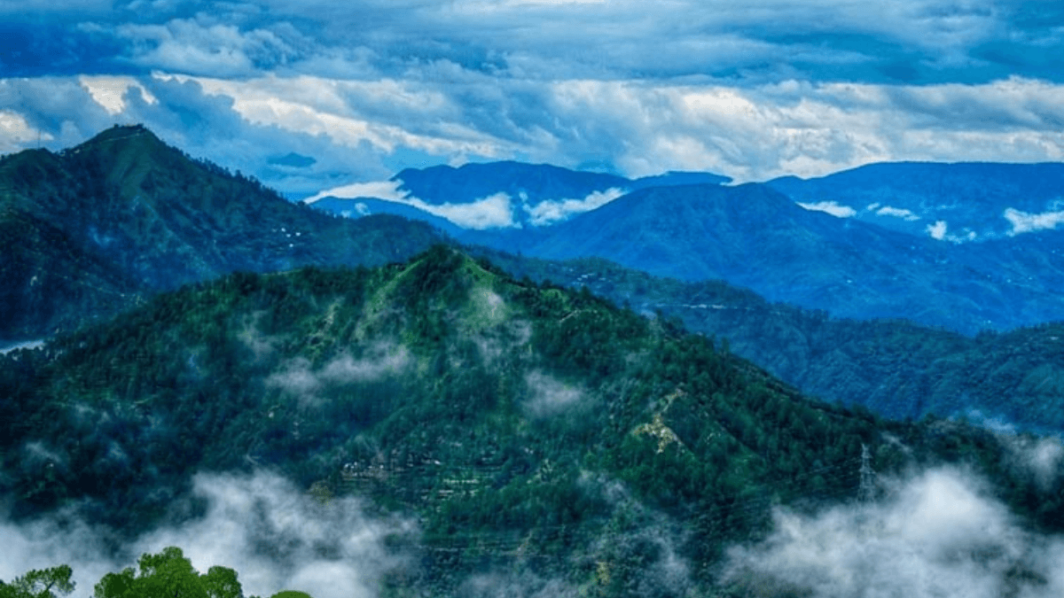 Travel India Feels Like Europe भारत के ऐसे टूरिस्ट प्लेस जो यूरोप जैसा अनुभव कराते हैं, जैसे शिमला, खज्जियार, मैकलॉडगंज, लैंसडाउन और पुडुचेरी