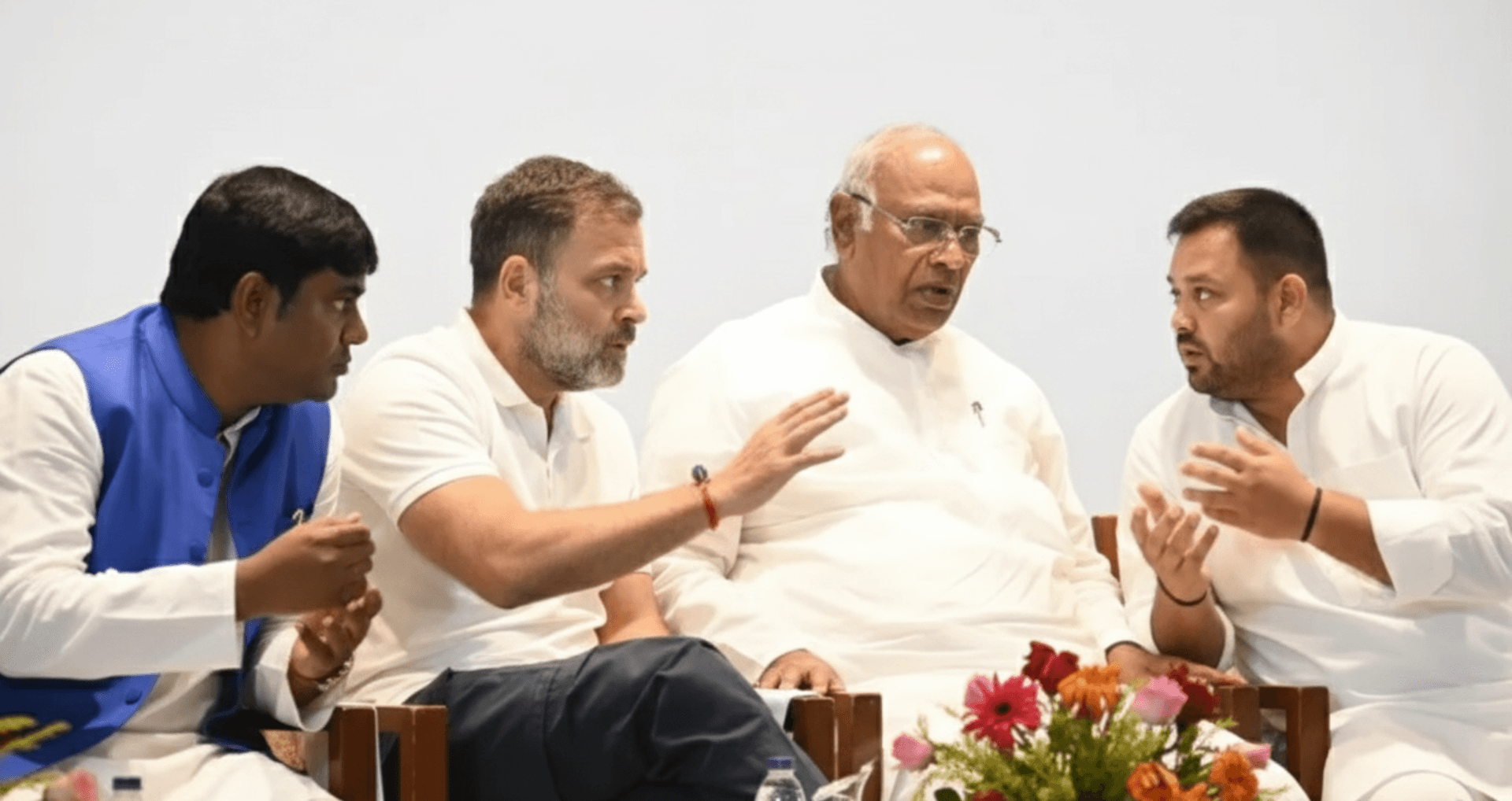 Bihar Election News: 20 सीटों की जिद पर अड़े मुकेश सहनी, तेजस्वी भी नहीं मना पाए, क्या टूटेगा गठबंधन?