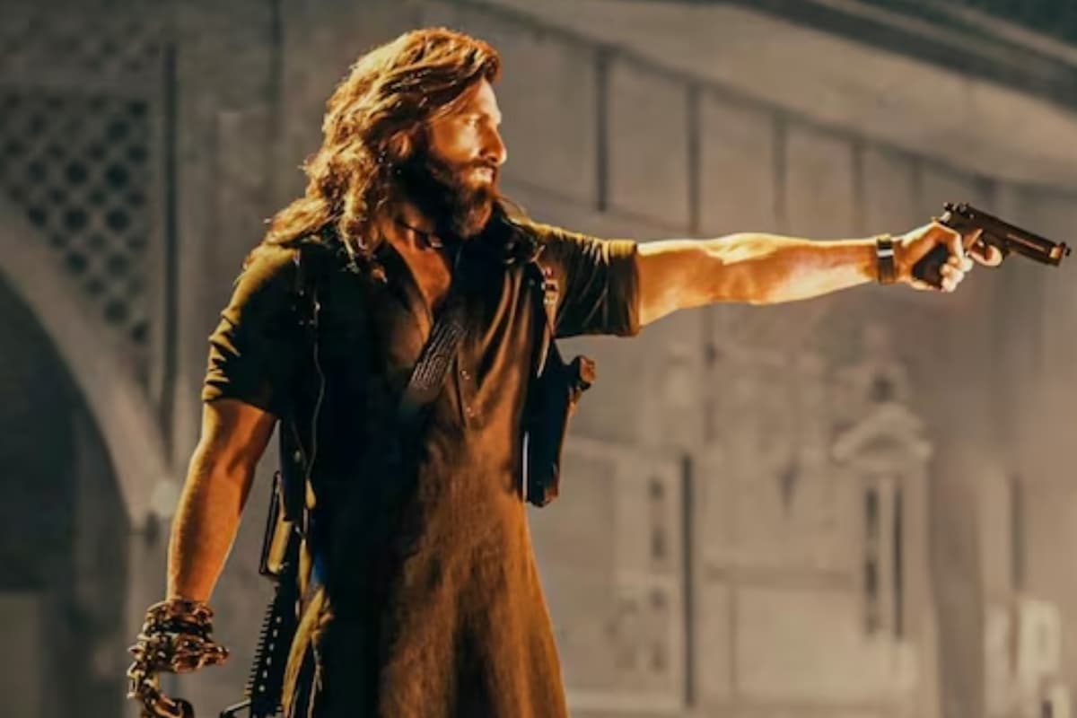 “व्हाट्सएप से बनी फिल्म?” Dhruv Rathee के बयान से मचा बवाल, Dhurandhar पर उठे बड़े सवाल