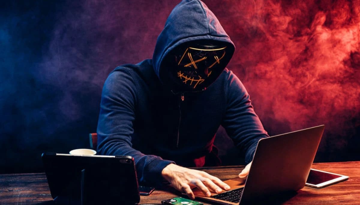 बिहार में साइबर डीएसपी को ठगने की कोशिश, 9 गिरफ्तार, एक महिला शामिल