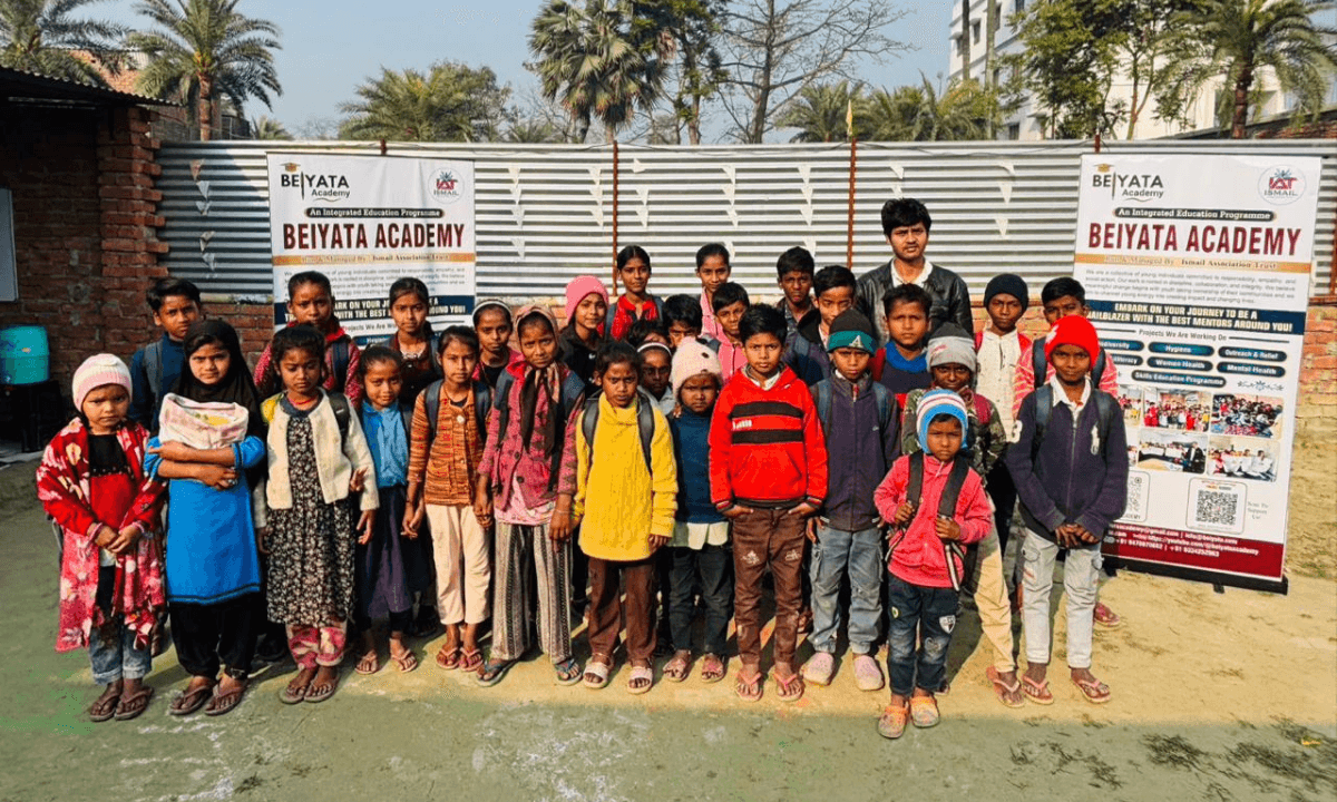 समस्तीपुर मुसरीघारारी में कचरे से बच्चों को मुफ्त शिक्षा का शुरू हुआ अनोखा अभियान