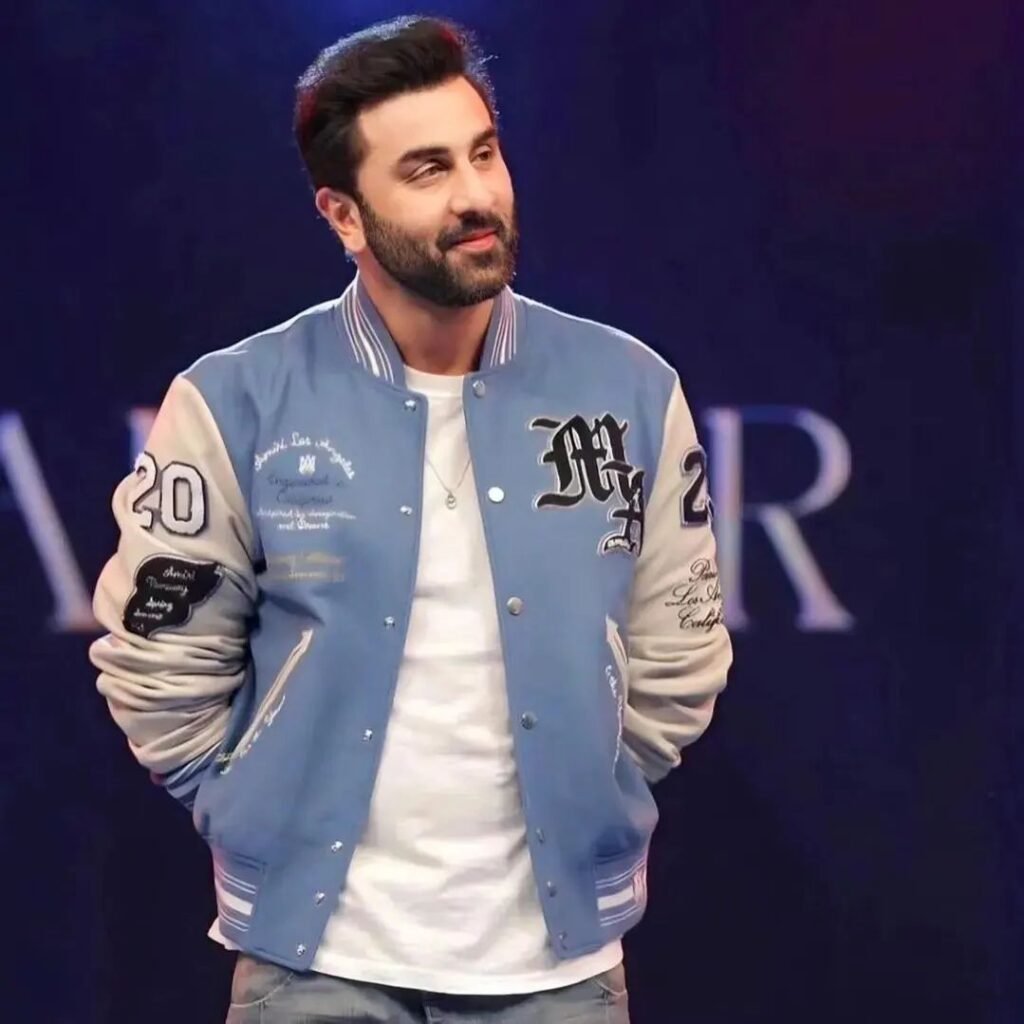 Animal Movie Cast: रणबीर कपूर की फिल्म ‘Animal’ ने बॉक्स ऑफिस पर धूम मचाई, जानिए पूरे कास्ट की डिटेल्स 2 Animal Movie Cast