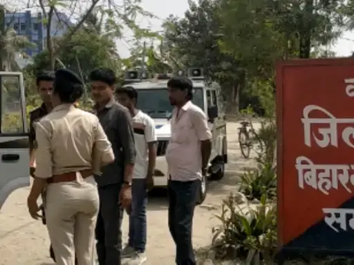 Samastipur News: समस्तीपुर जिला मै 24 घंटो के अंदर 63 आरोपियों को किया गया गिरफ्तार, सभी को जेल भेज दिया गया है 2 Samastipur News: समस्तीपुर जिला मै 24 घंटो के अंदर 63 आरोपियों को किया गया गिरफ्तार, सभी को जेल भेज दिया गया है