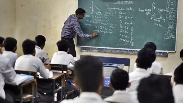 राजकीय पॉलिटेक्निक कॉलेज के शिक्षकों की अनोखी पहल, 100 से अधिक बच्चों को स्पेशल क्लास में दिला रहे सफलता