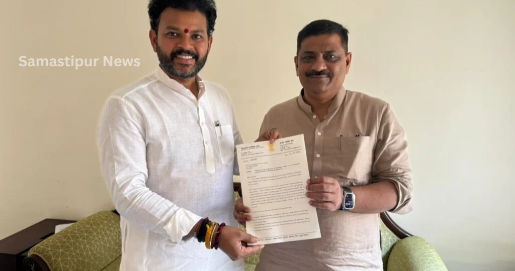 दरभंगा एयरपोर्ट को मिलेगा अंतरराष्ट्रीय स्तर का दर्जा! जानिए संजय झा की बड़ी घोषणा 2 Samastipur News 17 1