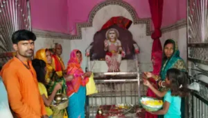 साईं की रसोई टीम के अर्थपूर्ण प्रयास: बेगूसराय में छठ व्रतियों को बांटी गई पूजन सामग्री 7 क्या सच में तंत्र साधना से होती है हर मनोकामना पूरी? जानें बहुरा मामा की रहस्यमयी कहानी