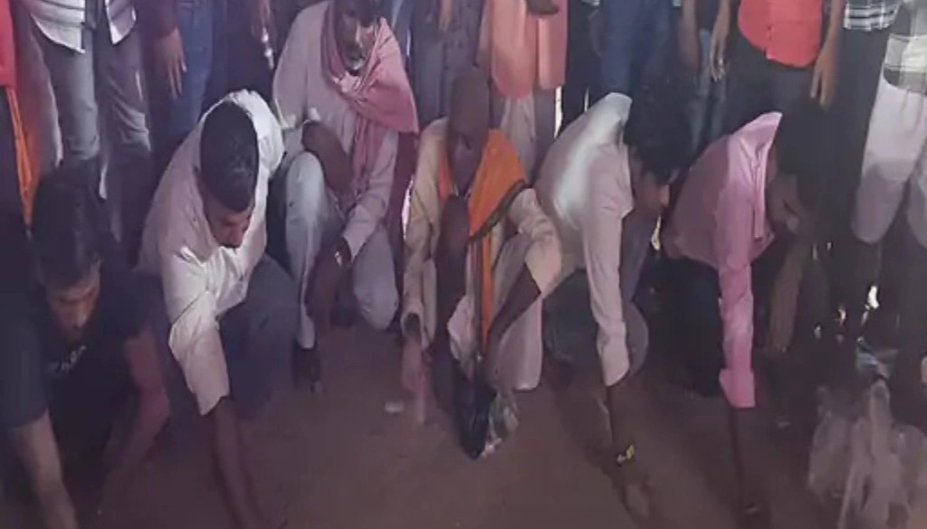दुबई-नेपाल से आए भक्तों का तंत्र साधना: क्या है बखरी की रहस्य भरी शक्तियां 2 Samastipur News 2024 10 11T122057.270