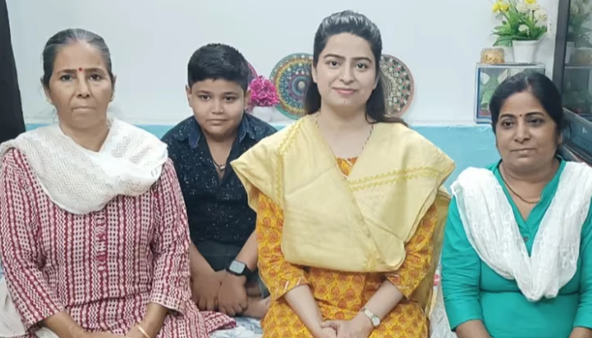 कॉल सेंटर से भोजपुरी सिनेमा की स्टार: जानिए चेतना झांब की अद्भुत कहानी