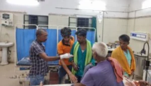 Samastipur News:पेट्रोल पंप कर्मी से 4 लाख की लूट,बैंक में जमा करने जा रहा था रुपये,हथियार के बल पर बदमाशों ने घटना को दिया अंजाम 3 समस्तीपुर न्यूज़: Rosra Dam पर ई-रिक्शा पलटने से अधेड़ की मौत, जानिए हादसे की पूरी कहानी