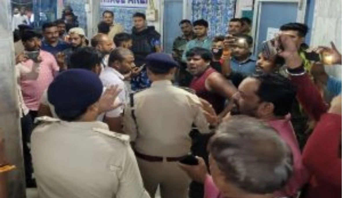 छोटे भाई ने जायदाद के लिए बड़े भाई की गोली मारकर की हत्या