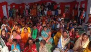 गोपालगंज: दिनदहाड़े लैब टेक्नीशियन पर गोलीबारी, सिर में गोली मारकर हमलावर फरार 2 पटना में शिव चर्चा के दौरान करंट लगने से महिला की मौत, 15 घायल: हादसे की जानकारी