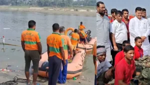 दिवाली की ख़रीदारी से लौटते वक्त हुआ भीषण हादसा: पिकअप और ऑटो की टक्कर में 4 घायल, 1 की मौत 3 मुजफ्फरपुर में छठ पूजा के दौरान सुरक्षा के सख्त इंतजाम, जानिए क्या है प्रशासन की पूरी तैयारी