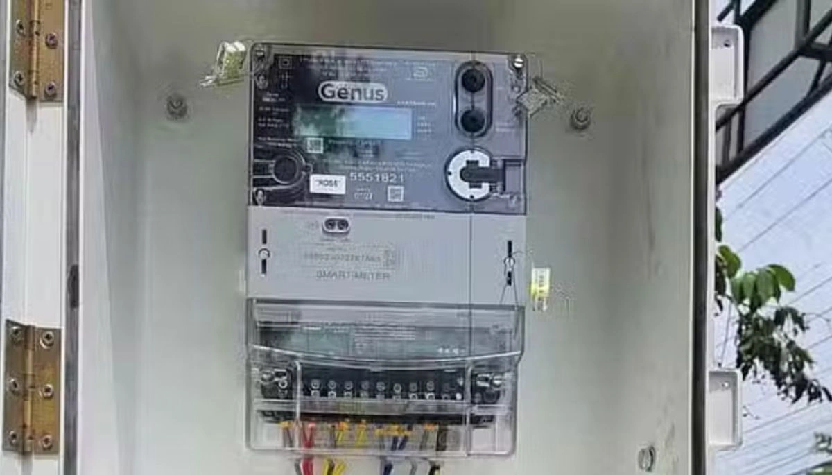 Electricity department inspecting a power theft case in Sheohar, Bihar, where a smart meter was bypassed to illegally consume electricity, resulting in significant financial loss