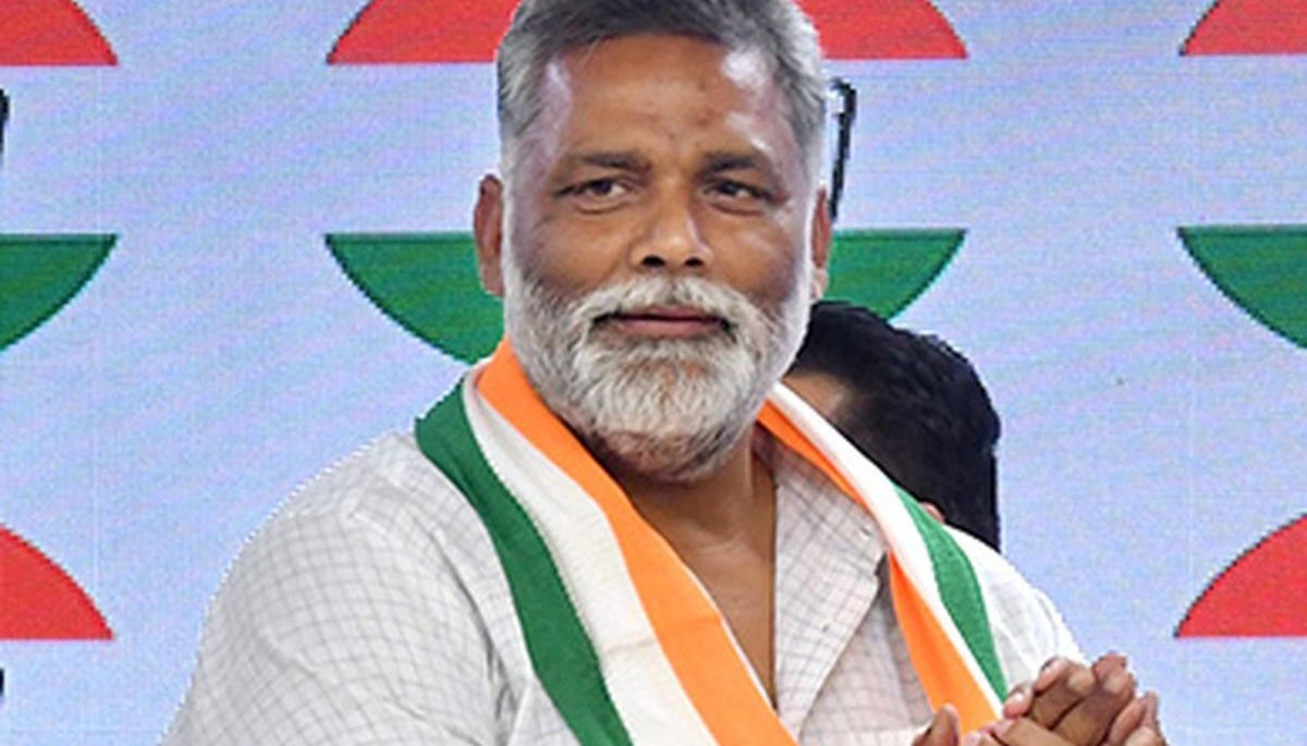 Pappu Yadav giving an open challenge to three prominent Bihar leaders in a press conference, while criticizing them and discussing threats he has received.