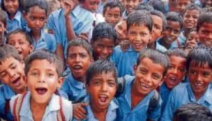बिहार में बाल विवाह पर सख्ती: बारात से पहले रुकी किशोरी की शादी, परिजनों से भरवाया गया बांड 5 A Child Practicing Dance And Acting In A Classroom Setting, With A Teacher Guiding Them.