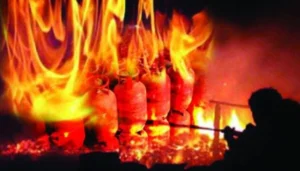 Fire Breakout After Cylinder Blast In Katihar, Causing Severe Property Damage.