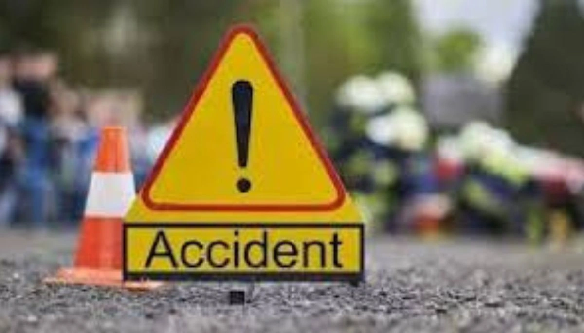 A tragic road accident on the Patna-Sonpur bypass where two friends died, and two others were seriously injured after their car collided with a stationary truck.
