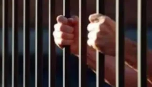 A Haryana-Based Liquor Smuggler Escapes From A Police Station In Bihar By Jumping Off The Roof, Highlighting Security Lapses In The Excise Department.